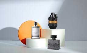 UNIVERSAL PERFUME